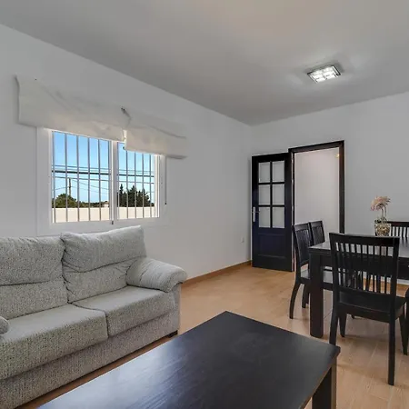 Apartment La Higuera 4 *